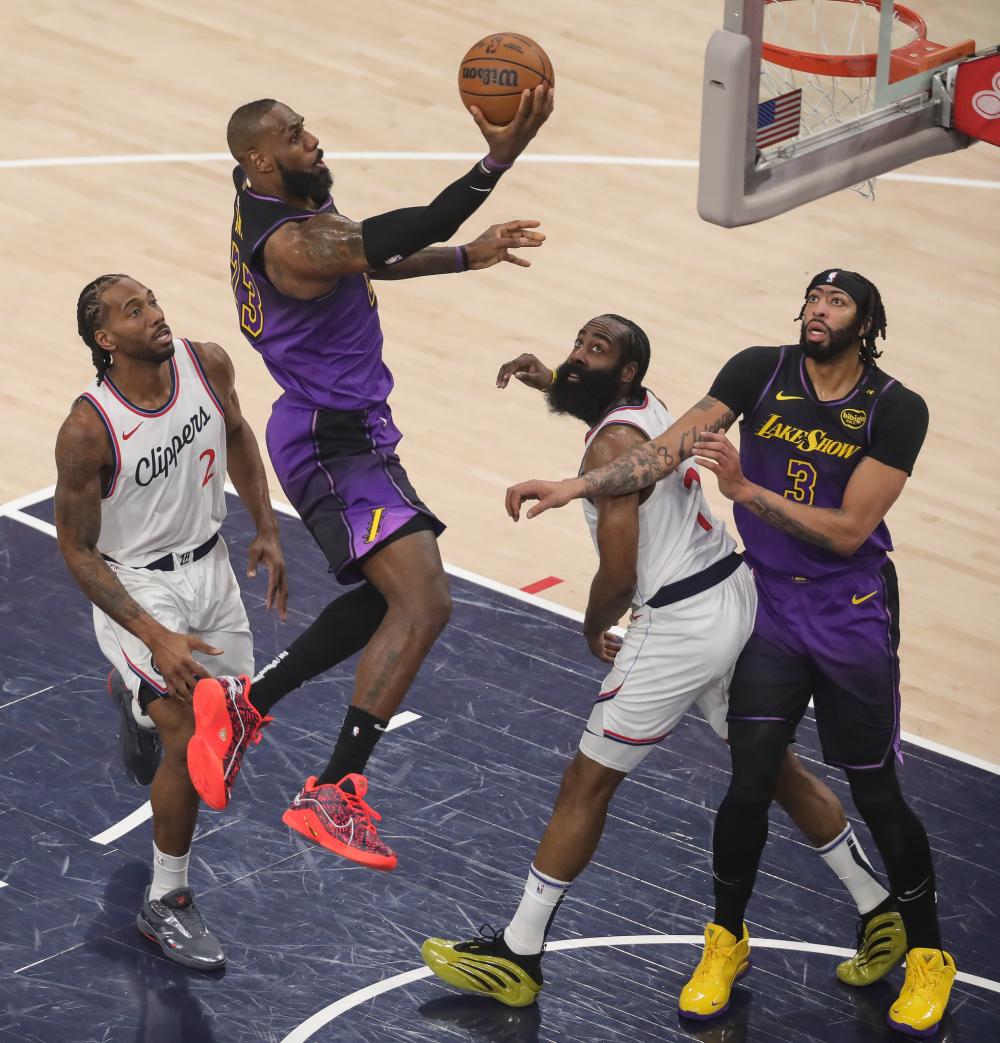 调传控的现 调传控的现