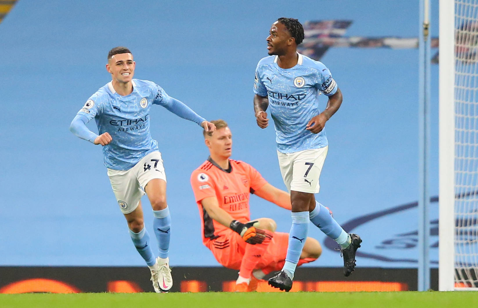 都迫使球队 都迫使球队