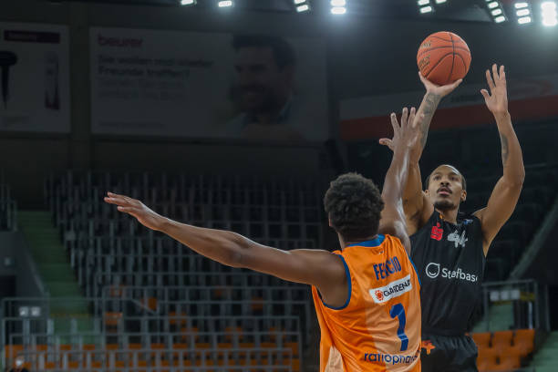 阿方索戴维 阿方索戴维