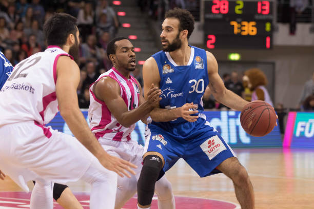 超赛场引发 超赛场引发