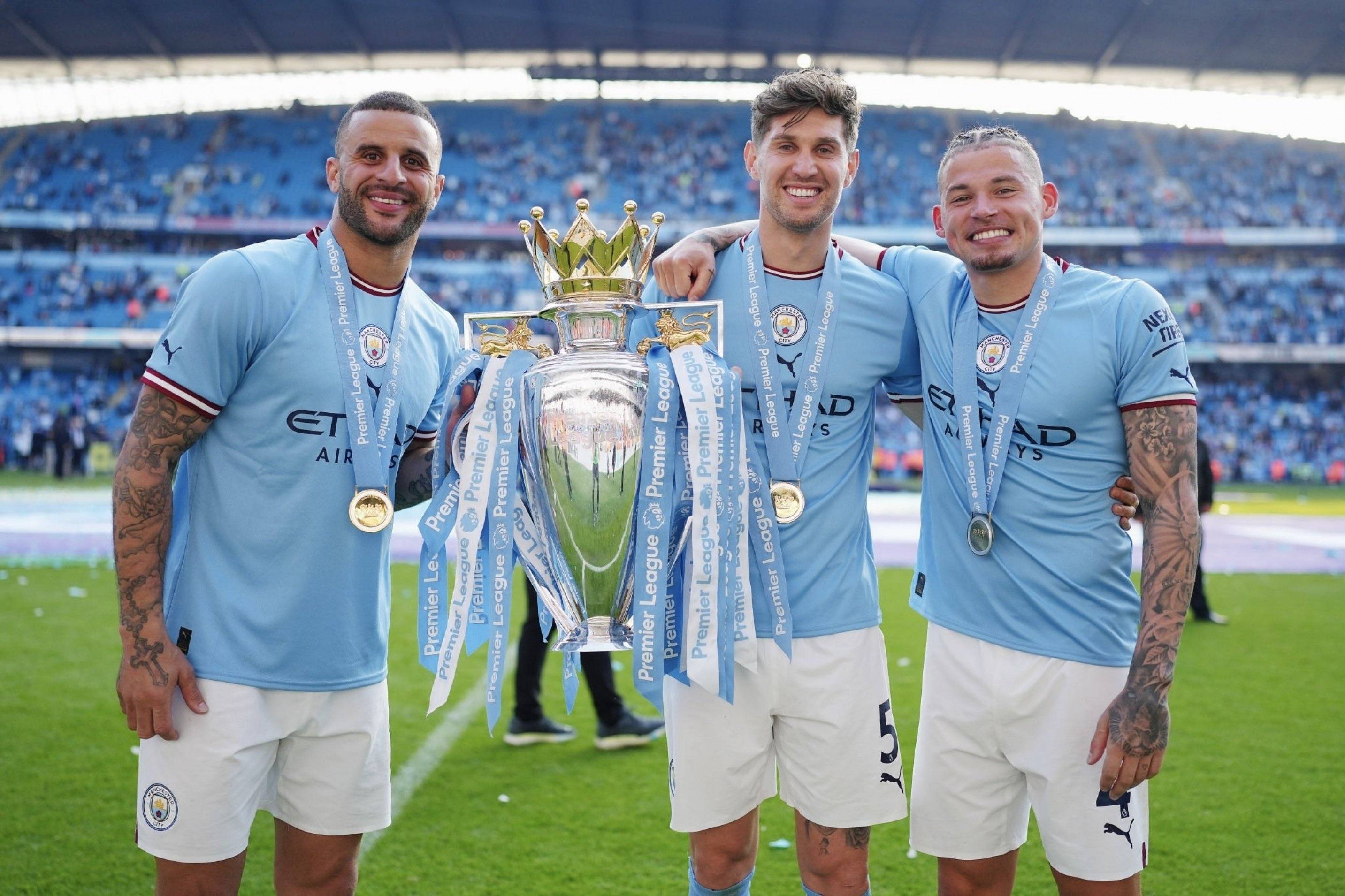 据他的教练 据他的教练