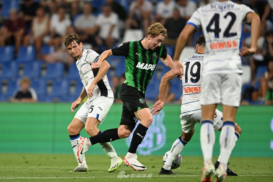 恩德里克自 恩德里克自